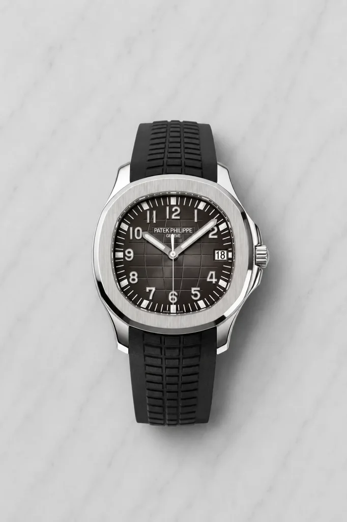 Aquanaut Stainless Steel Black Dial (40mm) - 5167A